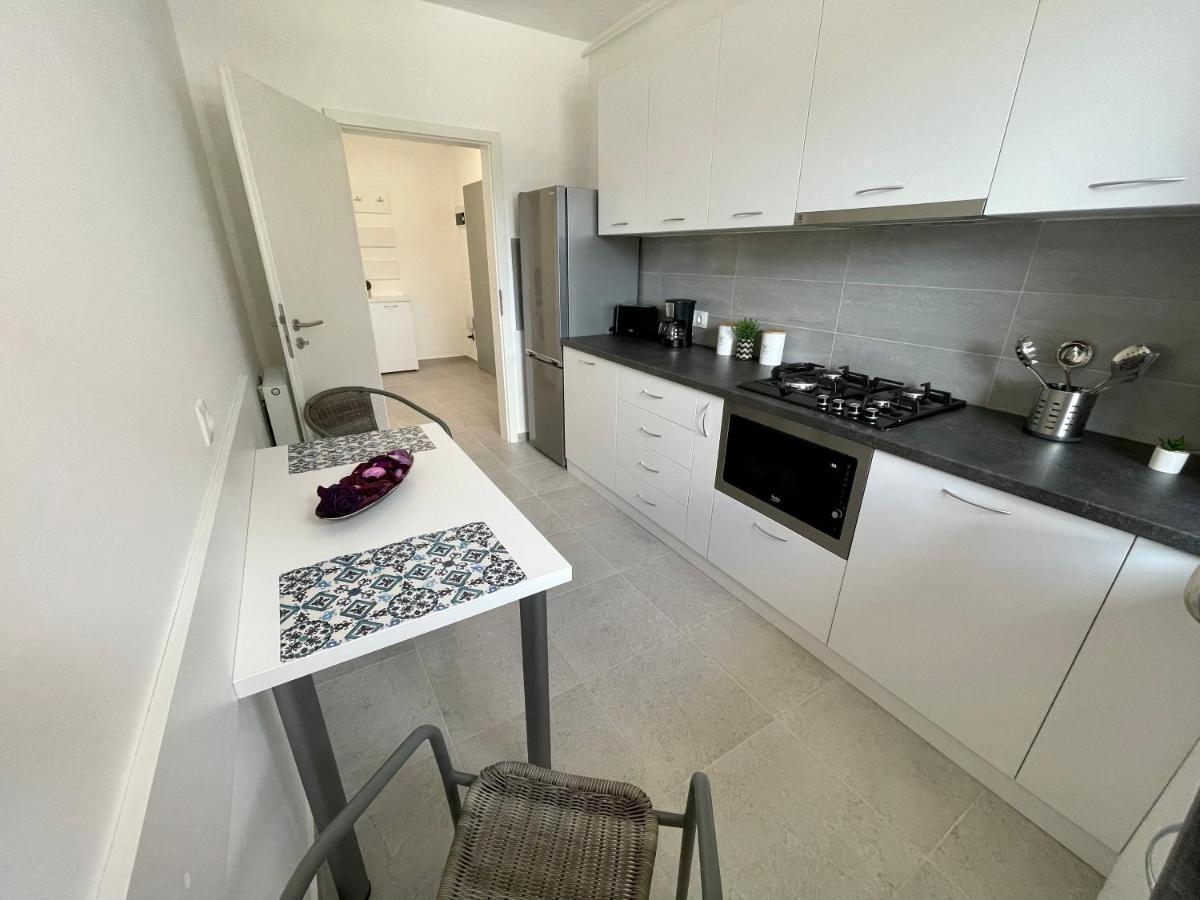 Vice-versa By Jules Studio Apartament